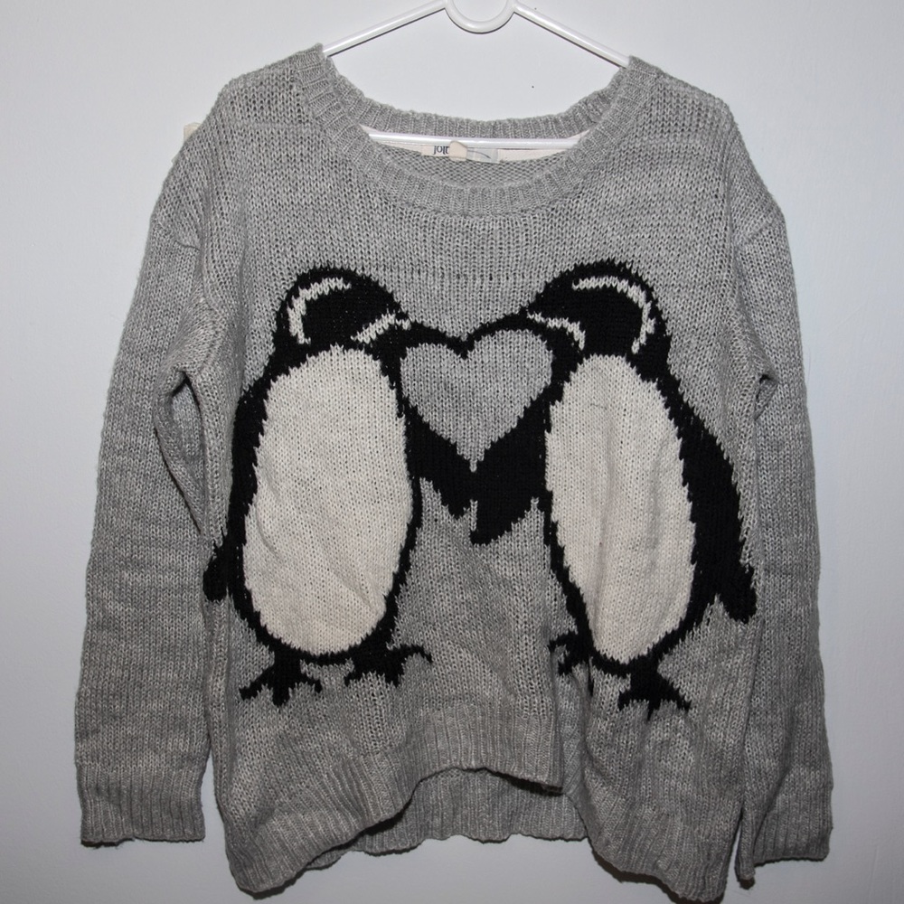 Adorable penguin heart sweater